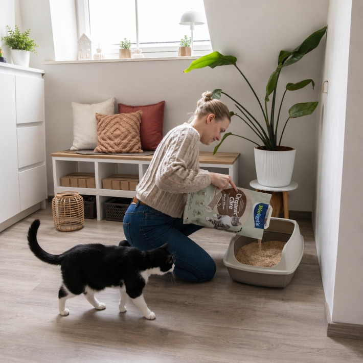 Древесный наполнитель для кошек Biokat's Organic Care, 8л/3кг - фото №8