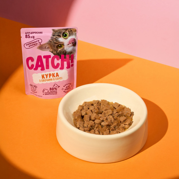 Набор влажного корма Catch! с курицей и овощами в соусе для взрослых кошек, 85г (10+2 шт) - фото №5