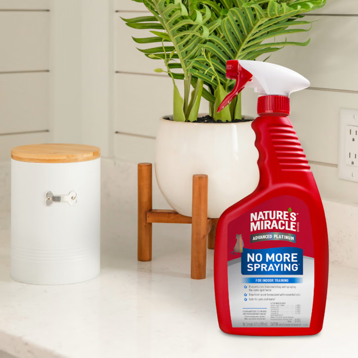 Засіб 8in1 Nature's Miracle JFC No More Spraying для котів від повторних міток, 709 мл - фото №3
