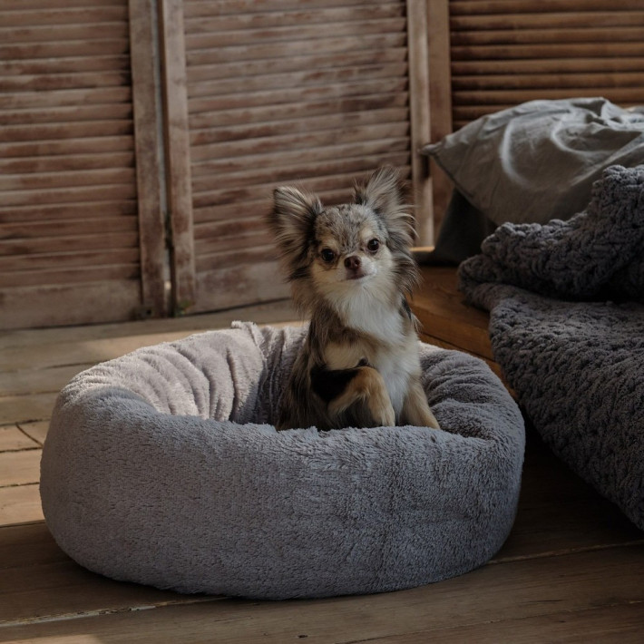 Лежак Pet Fashion Soft для собак і котів сірий 48х48х17 см - фото №2