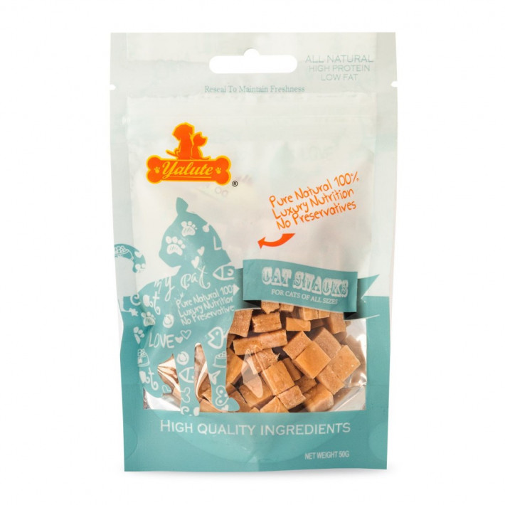 Лакомство Yalute для кошек Chicken Dices кубики с курицей 50 г