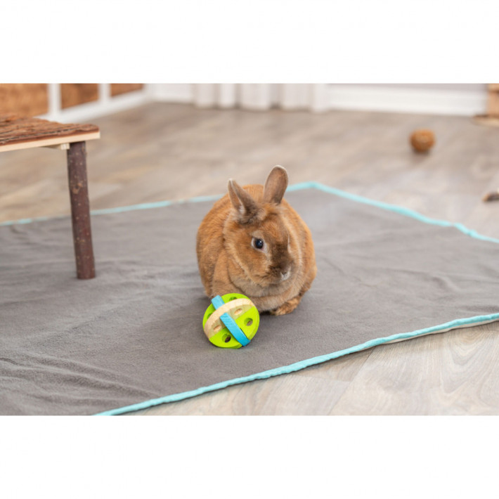 Іграшка Trixie для гризунів куля дерев'яна для ласощів 8 см - фото №5