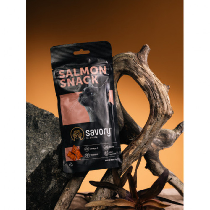 Хрумкі ласощі Savory Snack Подушечки для вибагливих котів, з лососем, 60 г