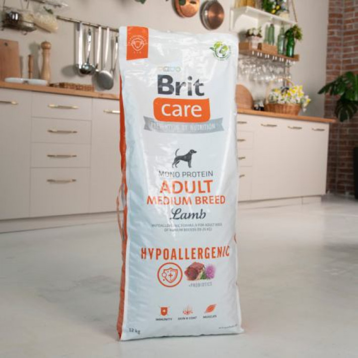 Сухий корм Brit Care Dog Hypoallergenic Adult Medium Breed для собак середніх порід, гіпоалергенний з ягням, 12 кг
