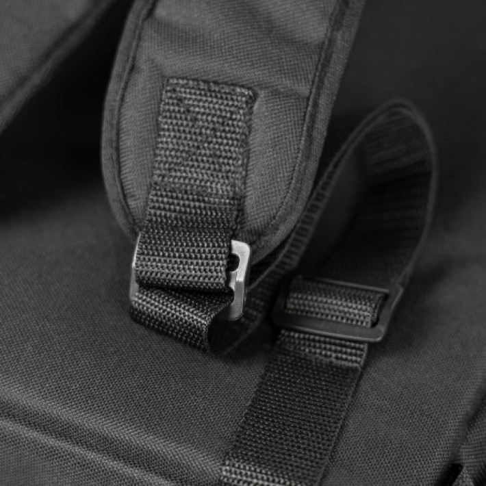 Сумка-переноска Pet Fashion Quadra для собак чорна 38х32х26 см