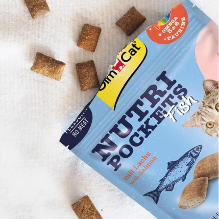 Ласощі для котів GimCat Nutri Pockets Fish Лосось 60 г