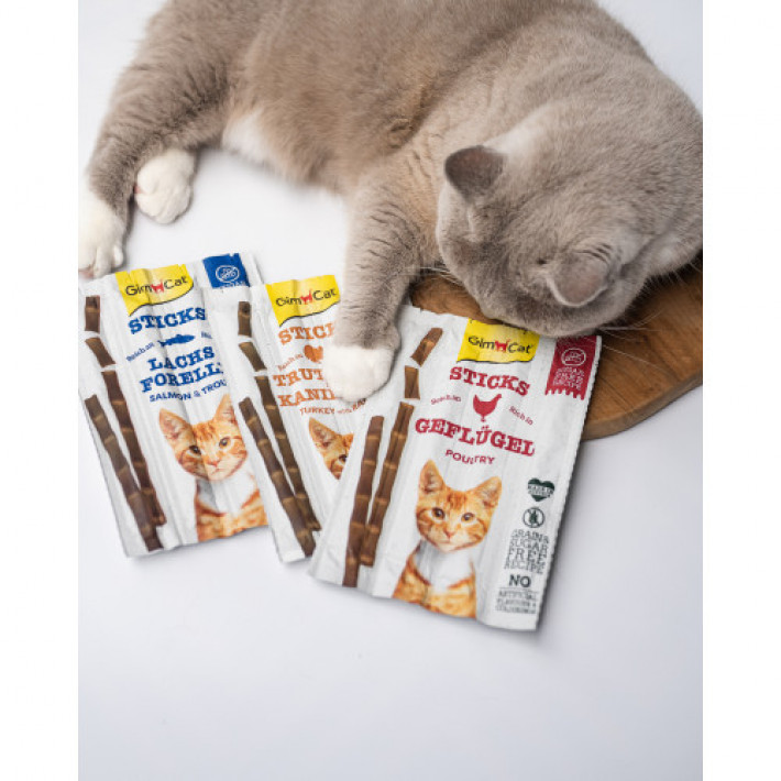 Ласощі GimCat для котів, палички з лососем та фореллю, 4 шт по 5 г